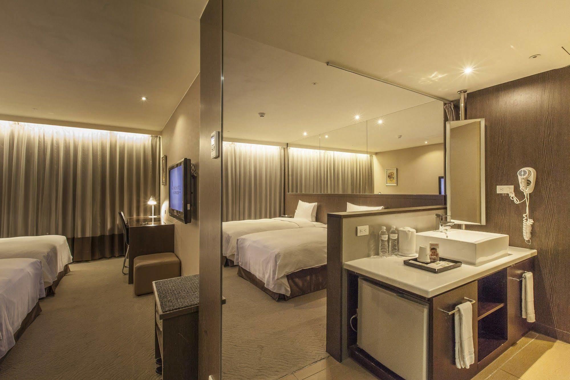 Look Hotel Taipeh Exterior foto